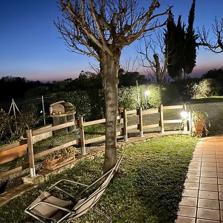 Casetta Luna E Sole شقة