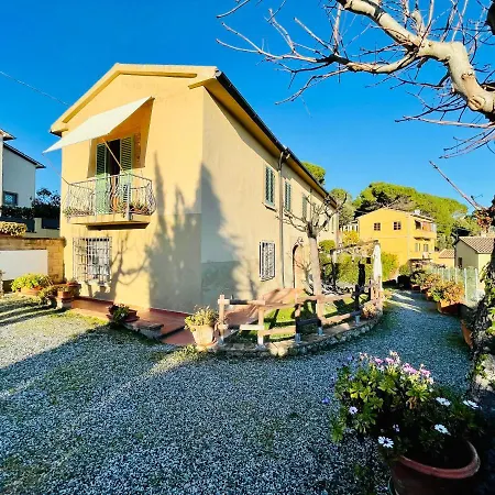 Casetta Luna E Sole شقة *