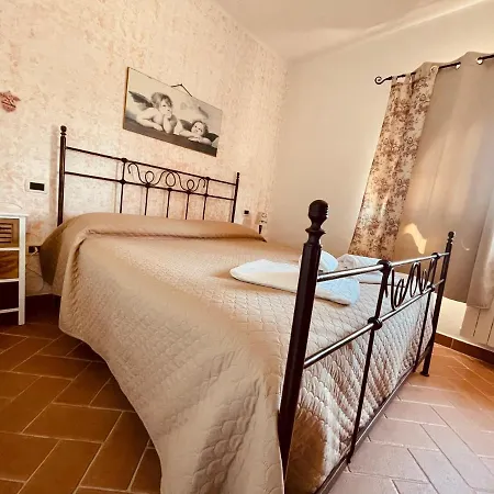 Casetta Luna E Sole شقة